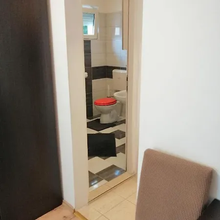 בית הארחה Andria זאדאר